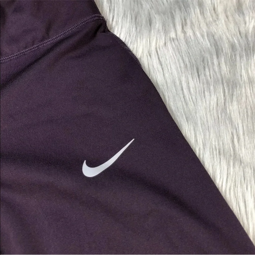 Nike Epic Crop Purple Running Leggings Size Small